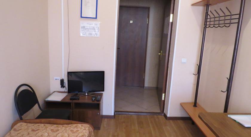Гостиница Gostinitsa 102 km Arzamas Арзамас-38